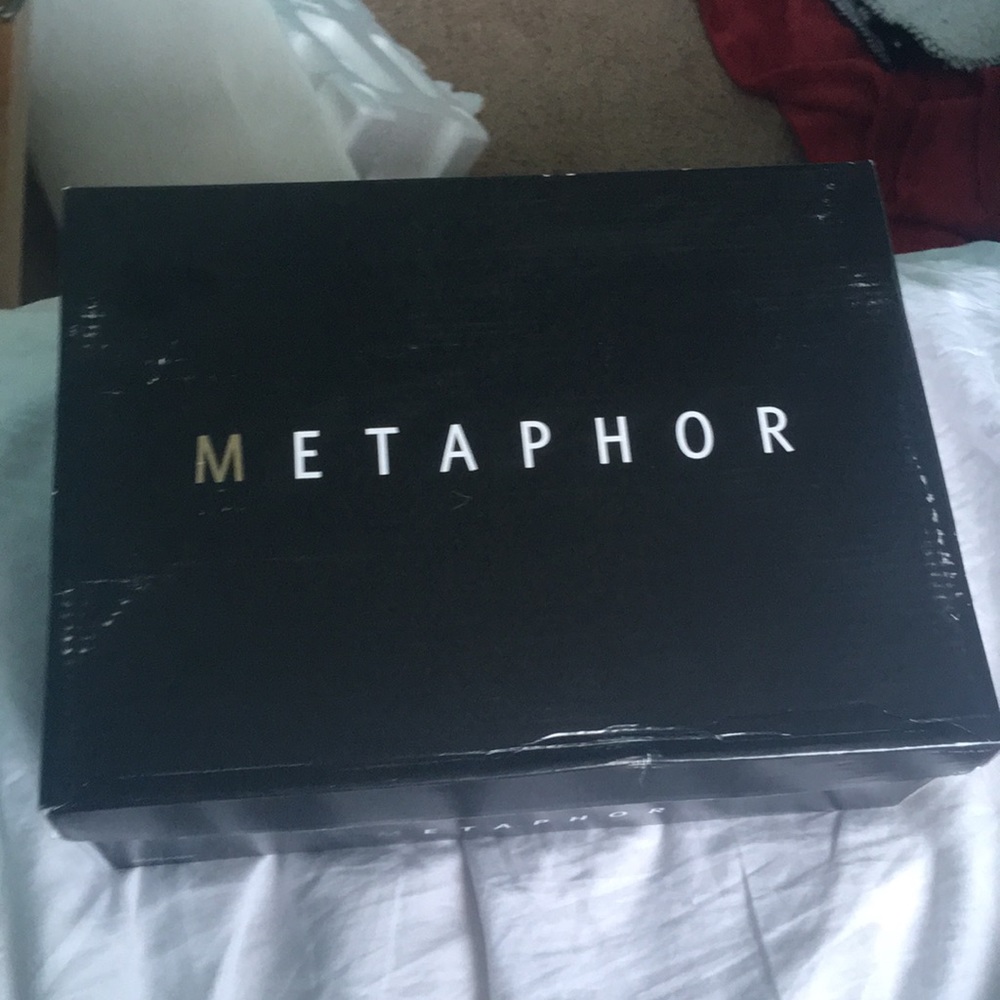 Black heels with atleast 3 inches